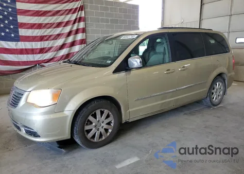 2011 Chrysler Town & Country Touring L z USA, uszkodzony, nr VIN 2A4RR8DG3BR713271